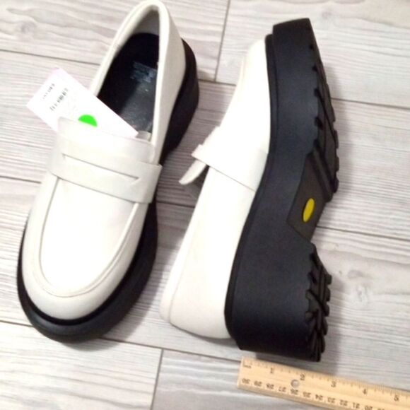 (32-3406) Women's Lacey Loafer Flats - Wild Fable Sz 11 - Picture 5 of 13